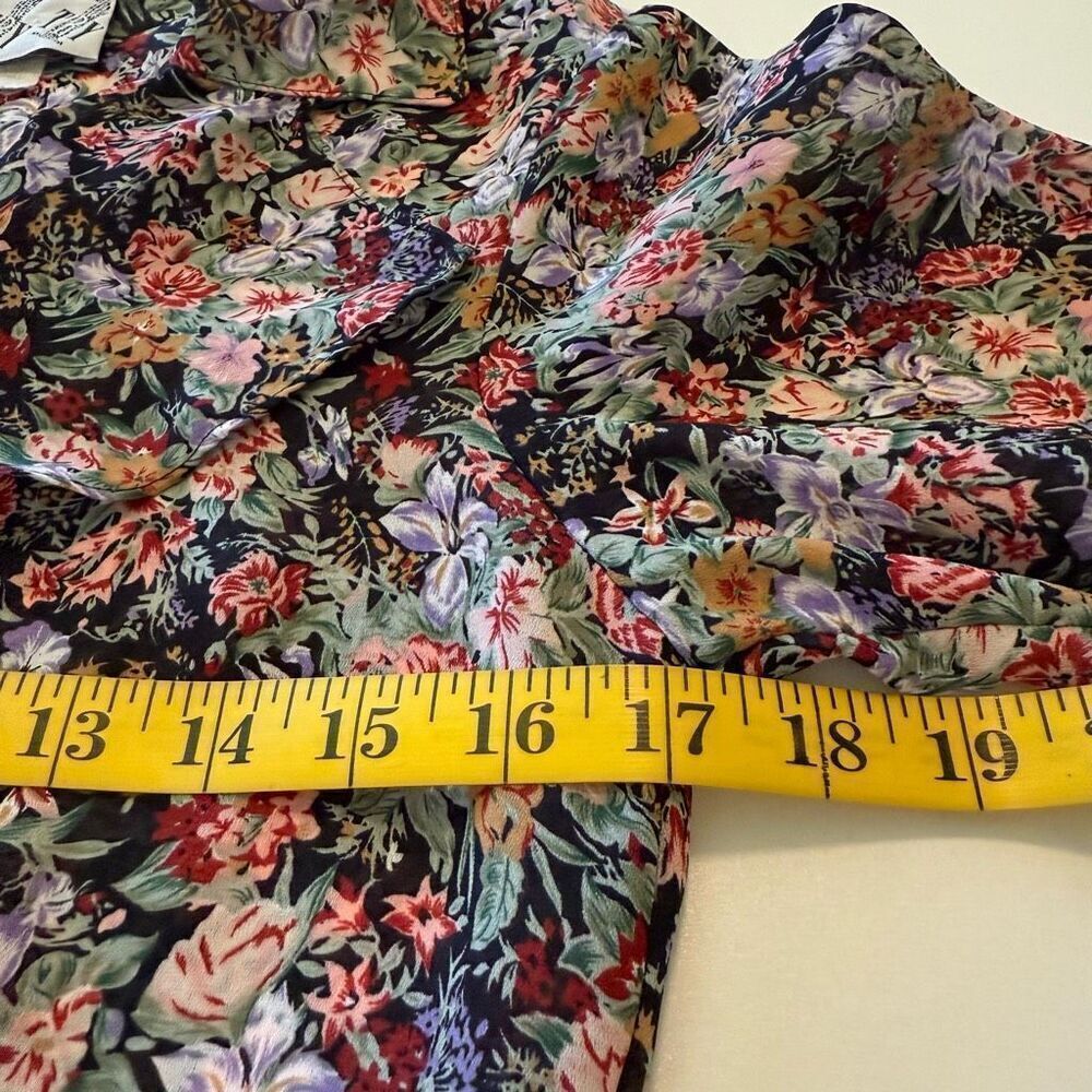 Vintage Try 1 Black Floral Ruffled Cropped Blouse Sz S Y2K, Feminine - Picture 8 of 12